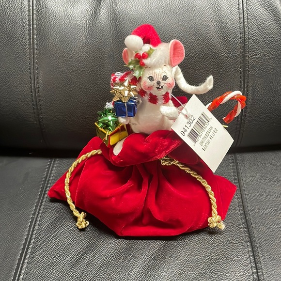 Annalee Smithsonian Santa’s Helper